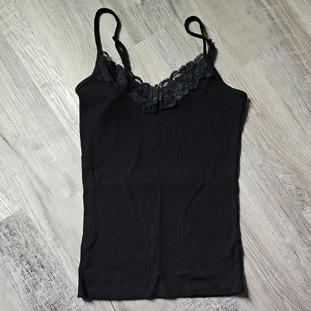 EUC Prince & Fox Black Ribbed Cami with Lace Details on top